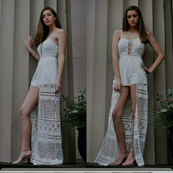 Croshet lace maxi romper - Picture 2 of 7